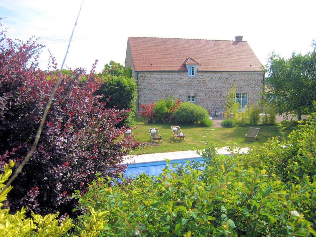 La Clef Des Champs Bed and Breakfast La Roche-en-Brenil Exterior foto